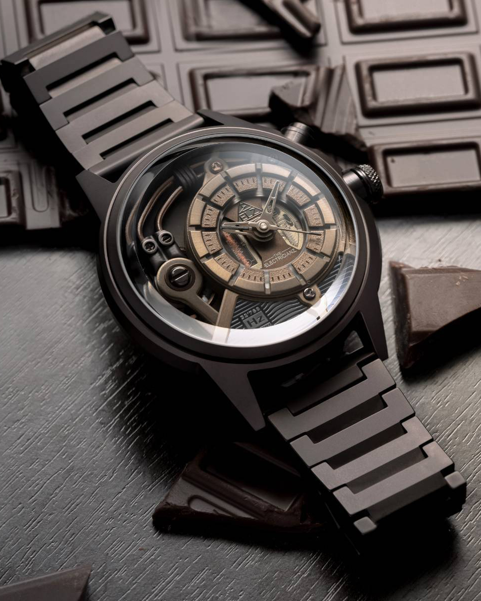 The Electricianz THE BROWN Z METAL ZZ-A4C/01-MSC