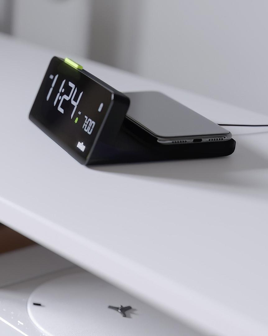 Бестселлеры Будильник с беспроводной зарядкой смартфонов BC21BEU