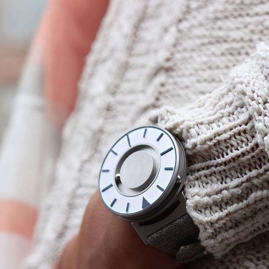 Eone Bradley Bradley Compass Graphite