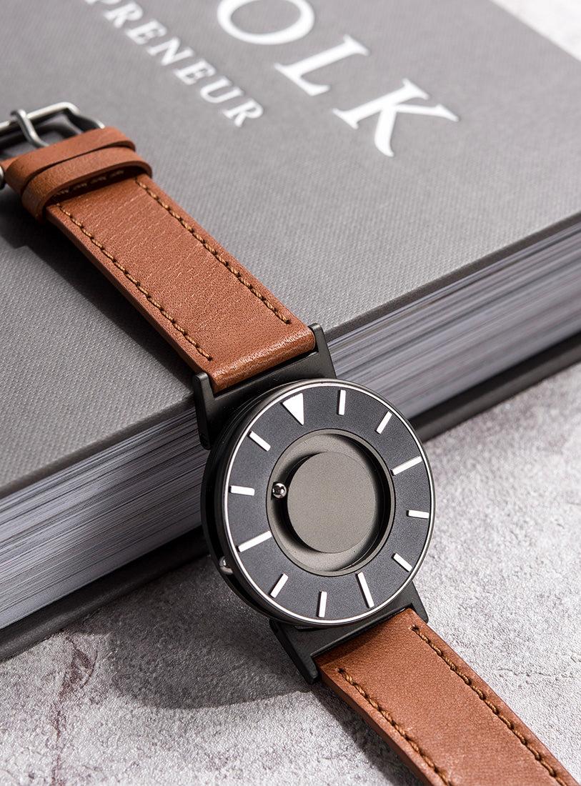 Eone Bradley Bradley Voyager Cobalt