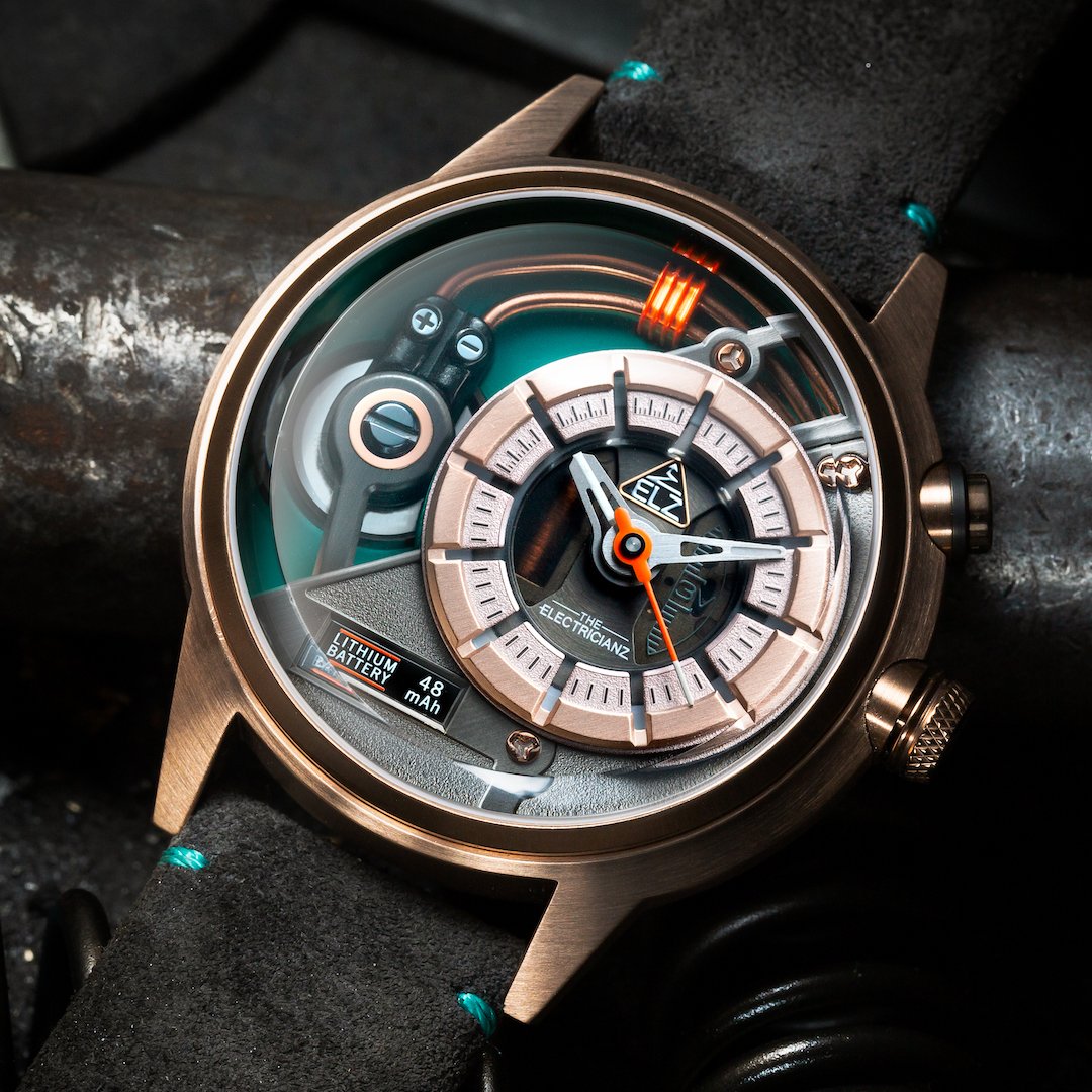 The Electricianz THE CAZINO ZZ-A3C/04-CLG