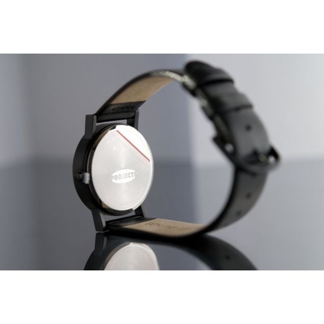 Projects Reveal Black Leather 33 mm
