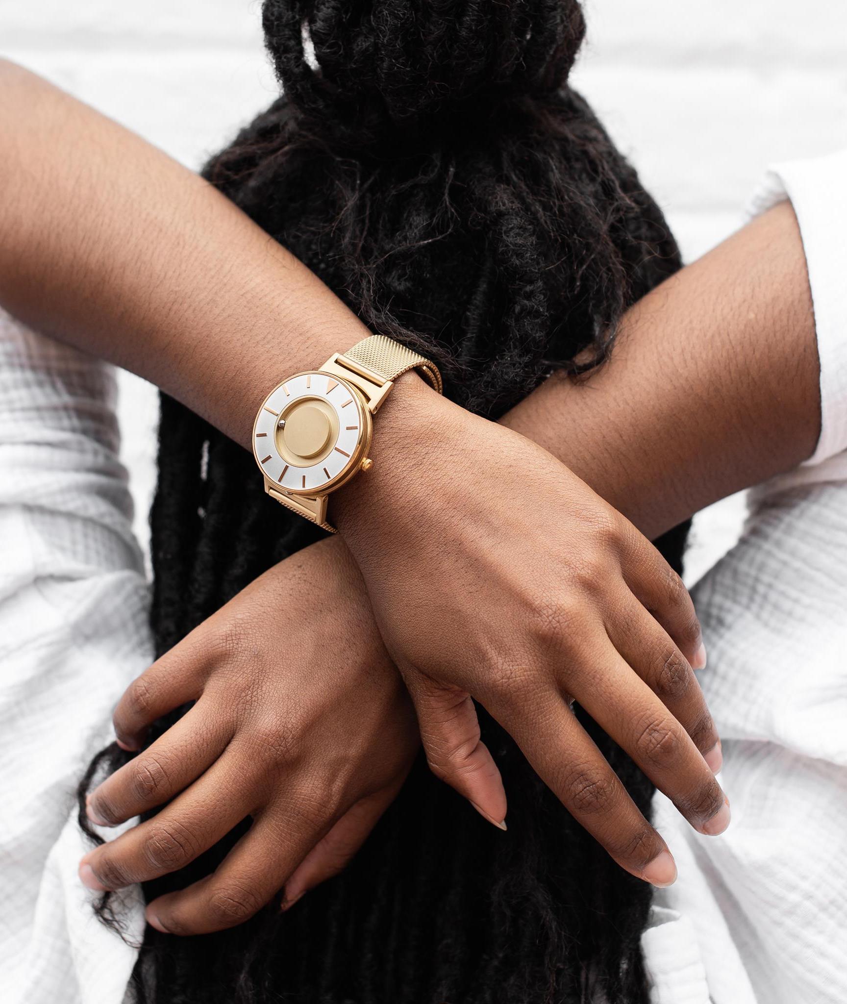 Eone Bradley Bradley Mesh Gold