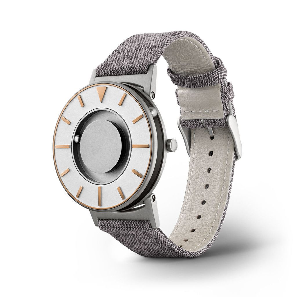 часы Eone Bradley Bradley Compass Gold фото 4