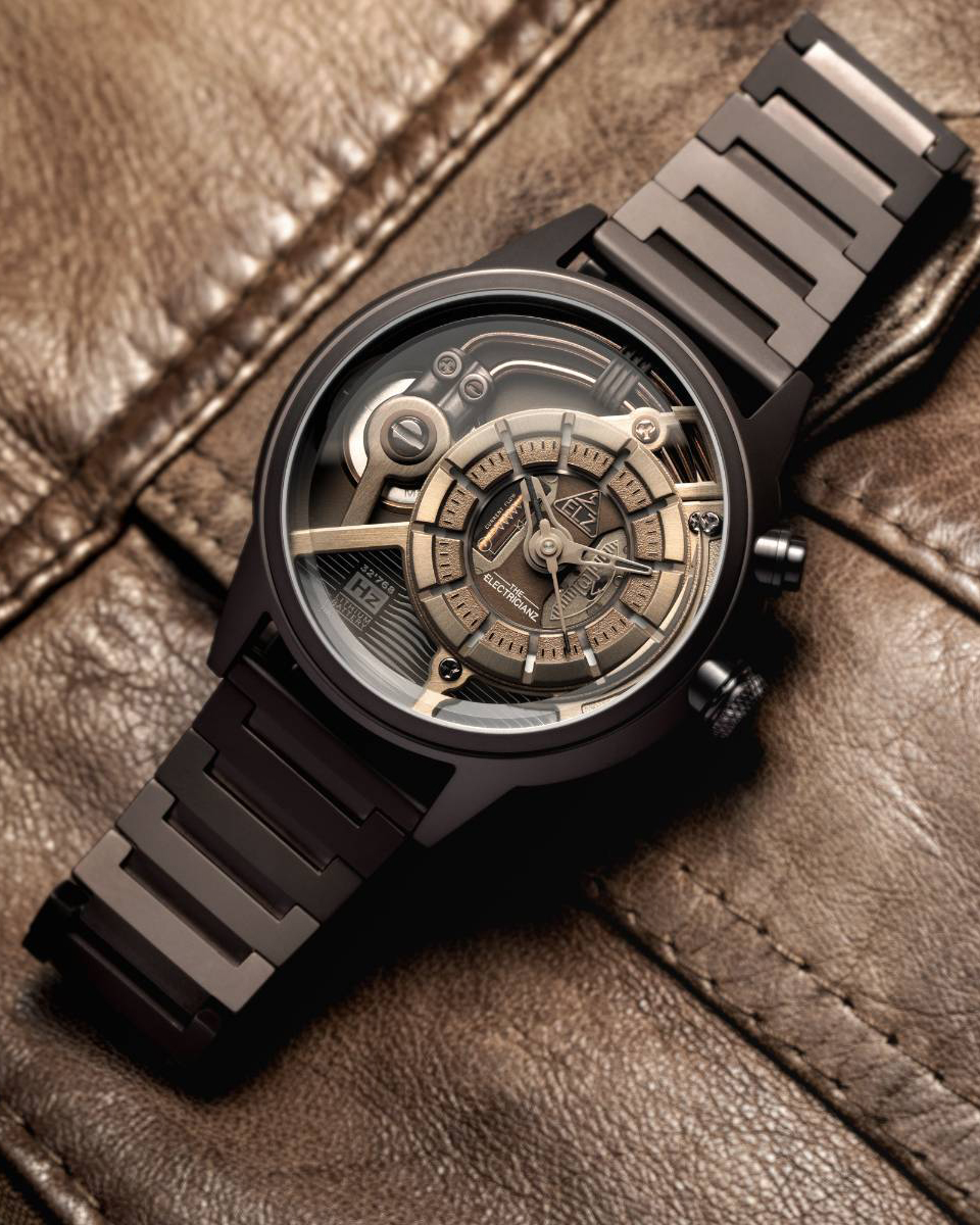 The Electricianz THE BROWN Z METAL ZZ-A4C/01-MSC