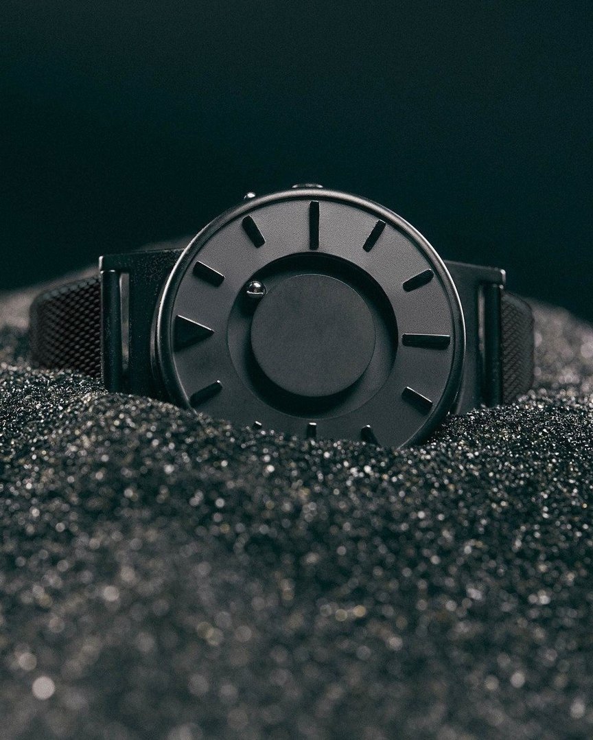 Eone Bradley Bradley Black Steel