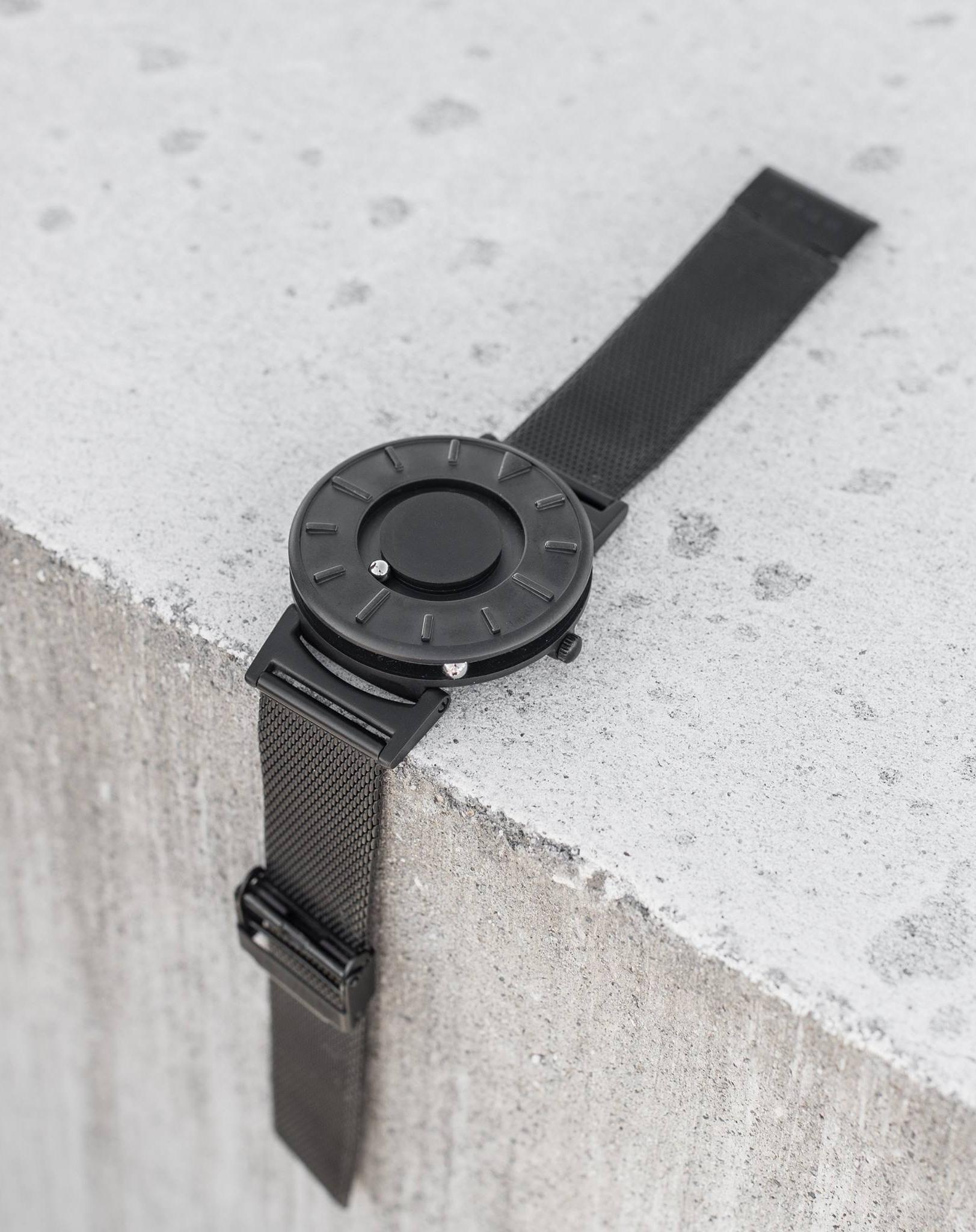 Eone Bradley Bradley Black Steel