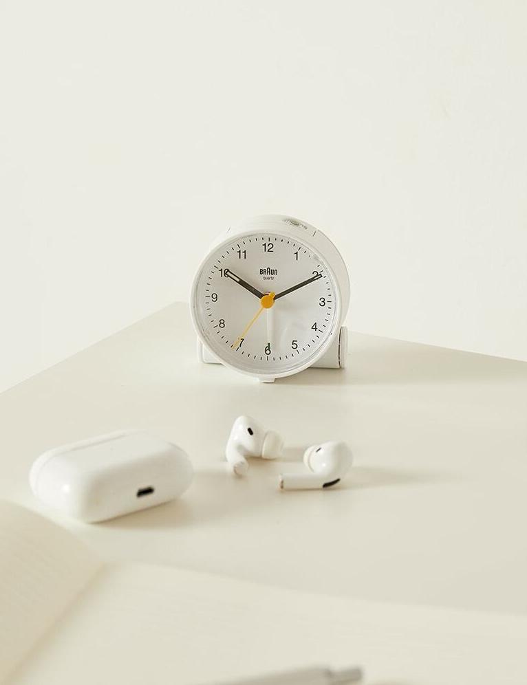 BRAUN БУДИЛЬНИКИ Будильник BC01 White