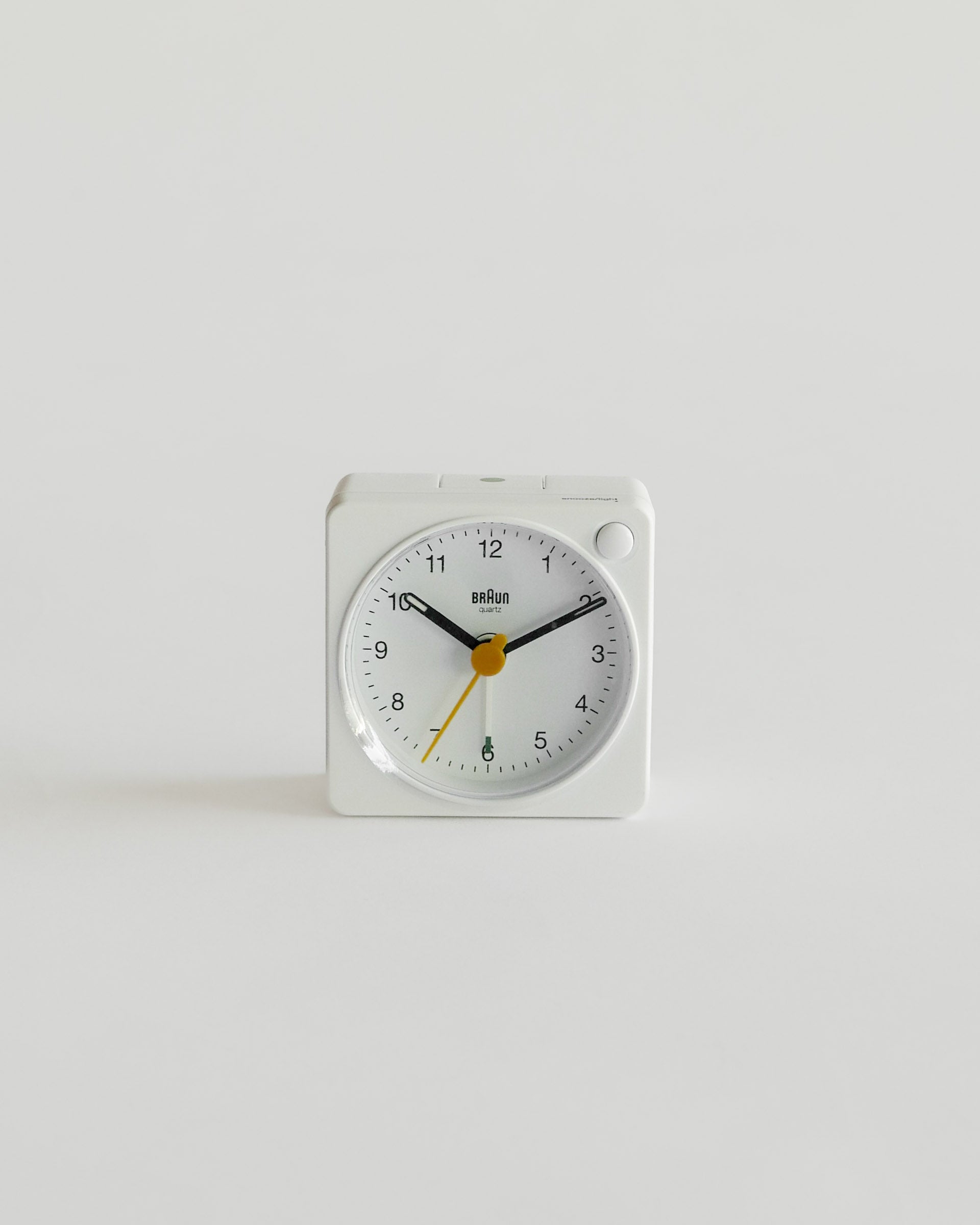 Braun Будильник BC02X White